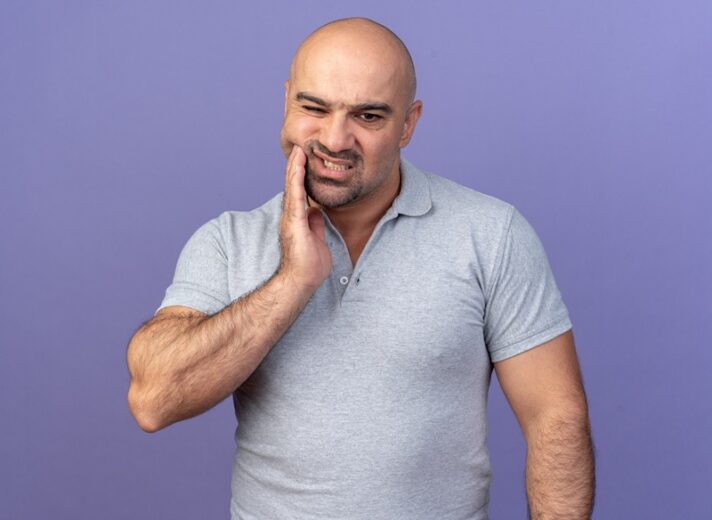 بعد از ایمپلنت چند روز آنتی بیوتیک بخوریم؟ راهنمای کامل مصرف صحیح دارو